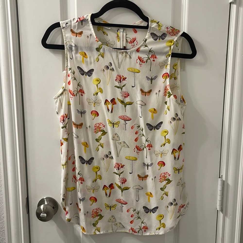Equipment Sleeveless Silk Mushroom Top
